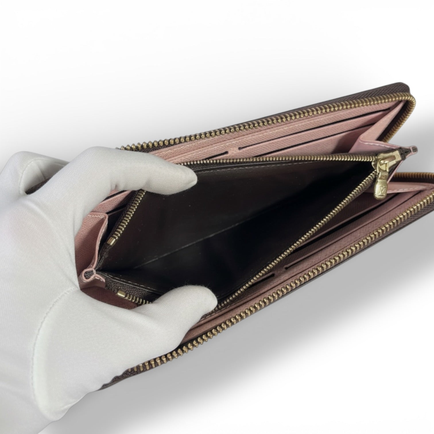 Louis Vuitton Zippy Wallet