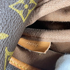 Louis Vuitton Saumur 43 Schultertasche